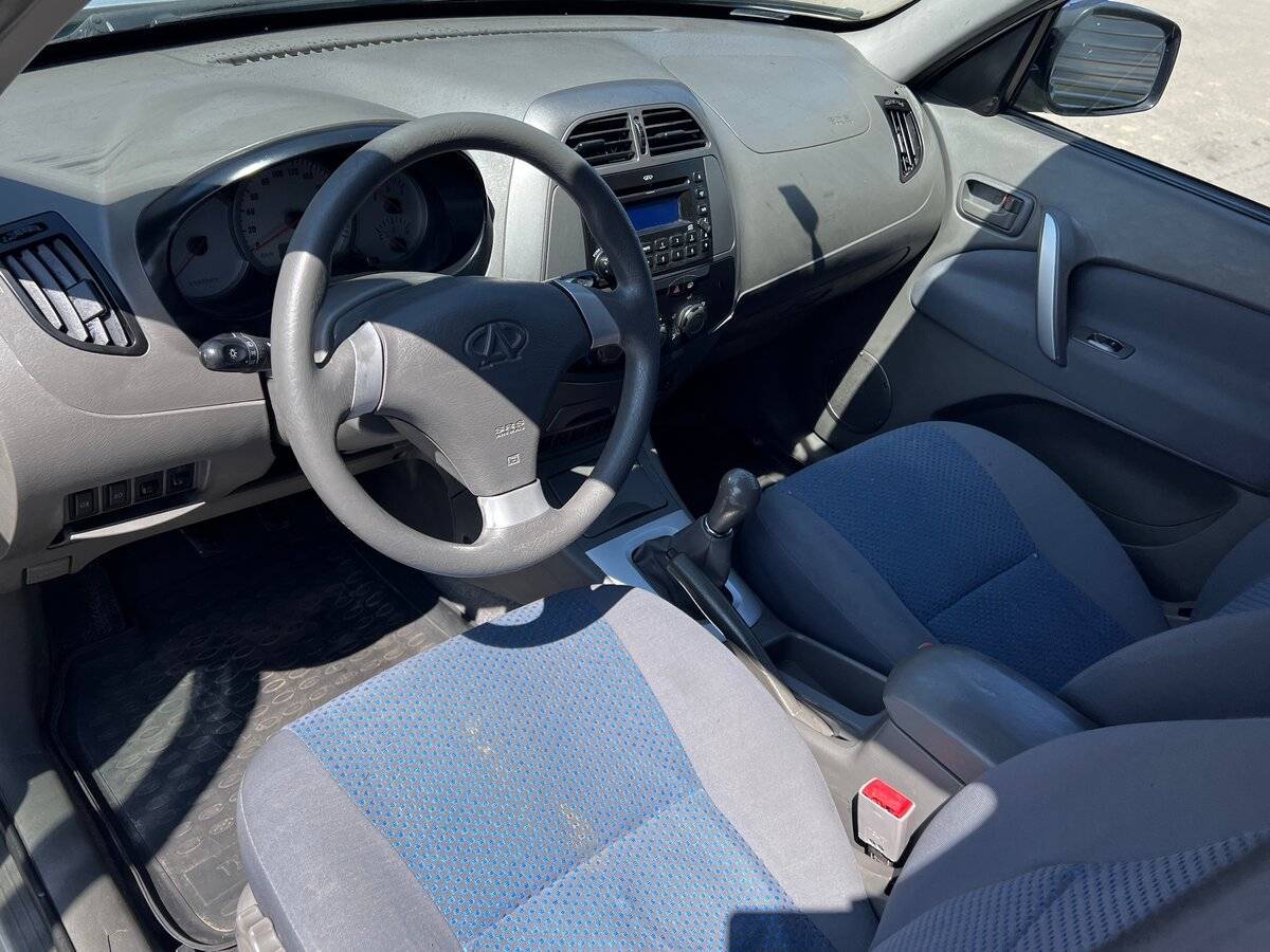 Chery Tiggo (T11) с пробегом — 2010 год. Фото: #6