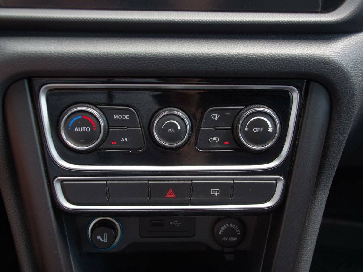 Chery Tiggo 3 с пробегом — 2018 год. Фото: #13