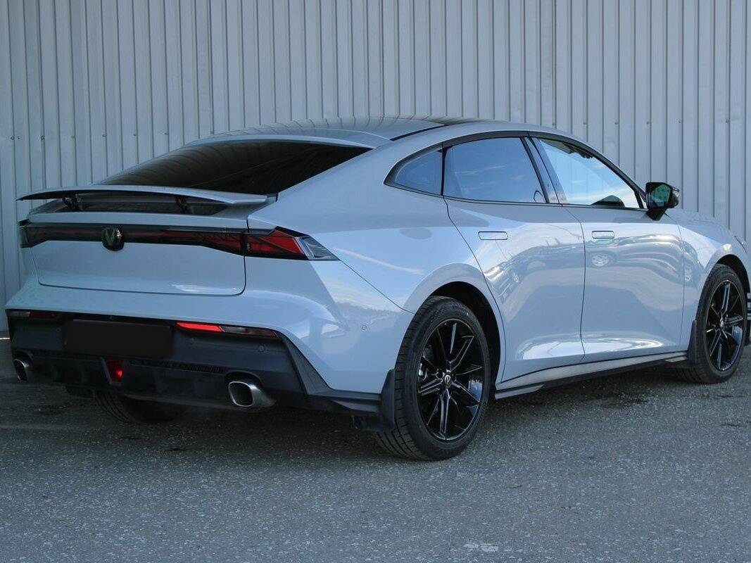 Changan UNI-V с пробегом — 2023 год. Фото: #4