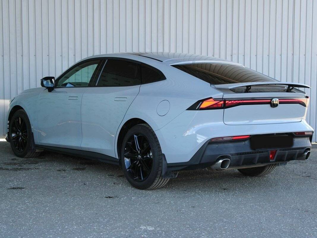 Changan UNI-V с пробегом — 2023 год. Фото: #6