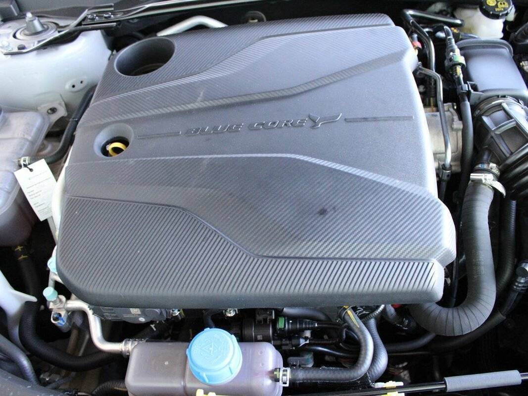 Changan UNI-V с пробегом — 2023 год. Фото: #10