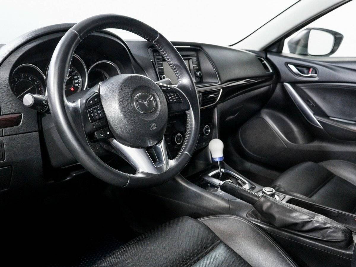 Mazda 6 с пробегом — 2014 год. Фото: #13