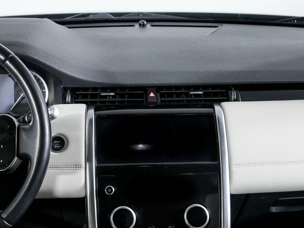 Land Rover Discovery Sport с пробегом — 2019 год. Фото: #12
