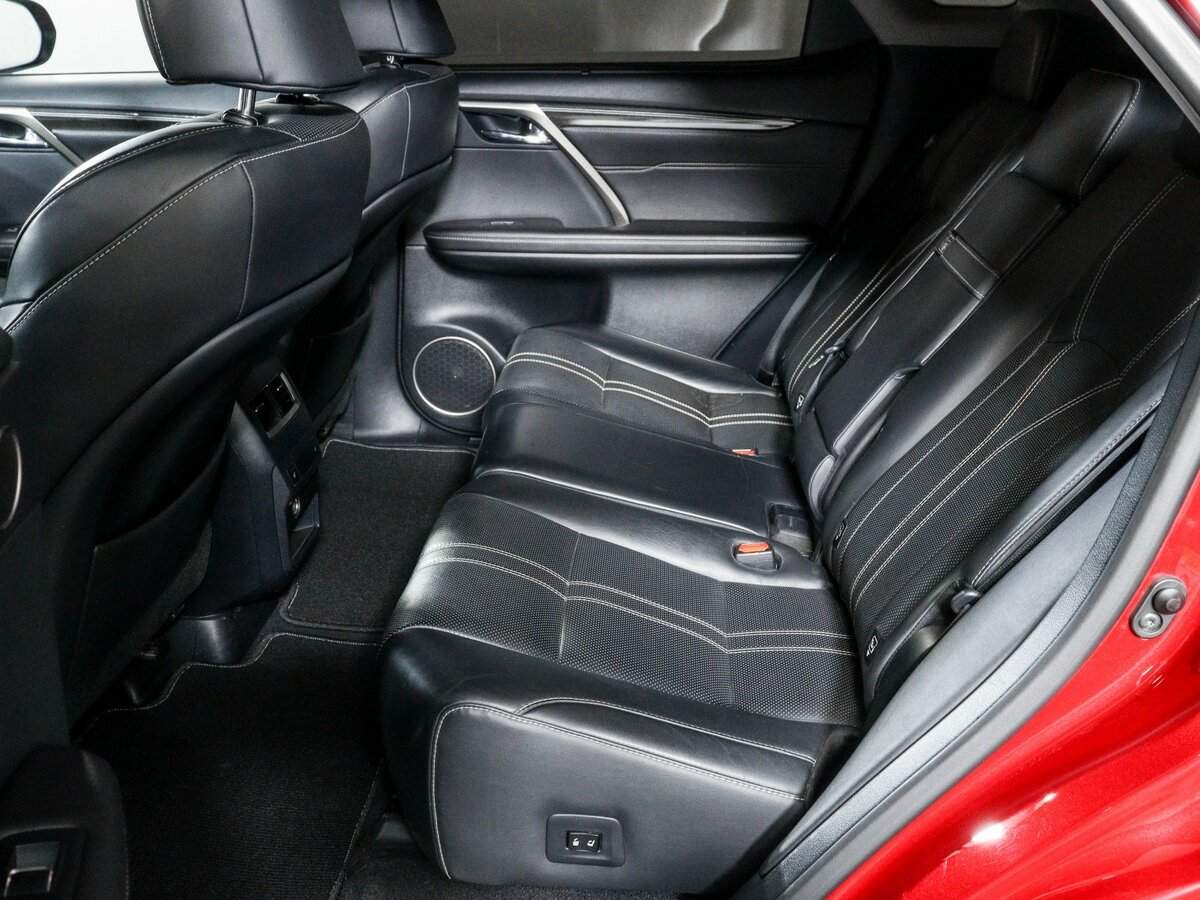 Lexus RX с пробегом — 2016 год. Фото: #9