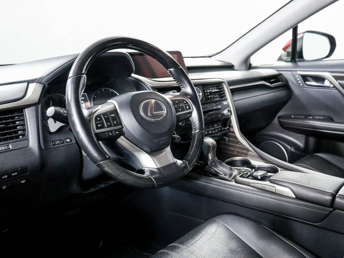 Lexus RX с пробегом — 2016 год. Фото: #13