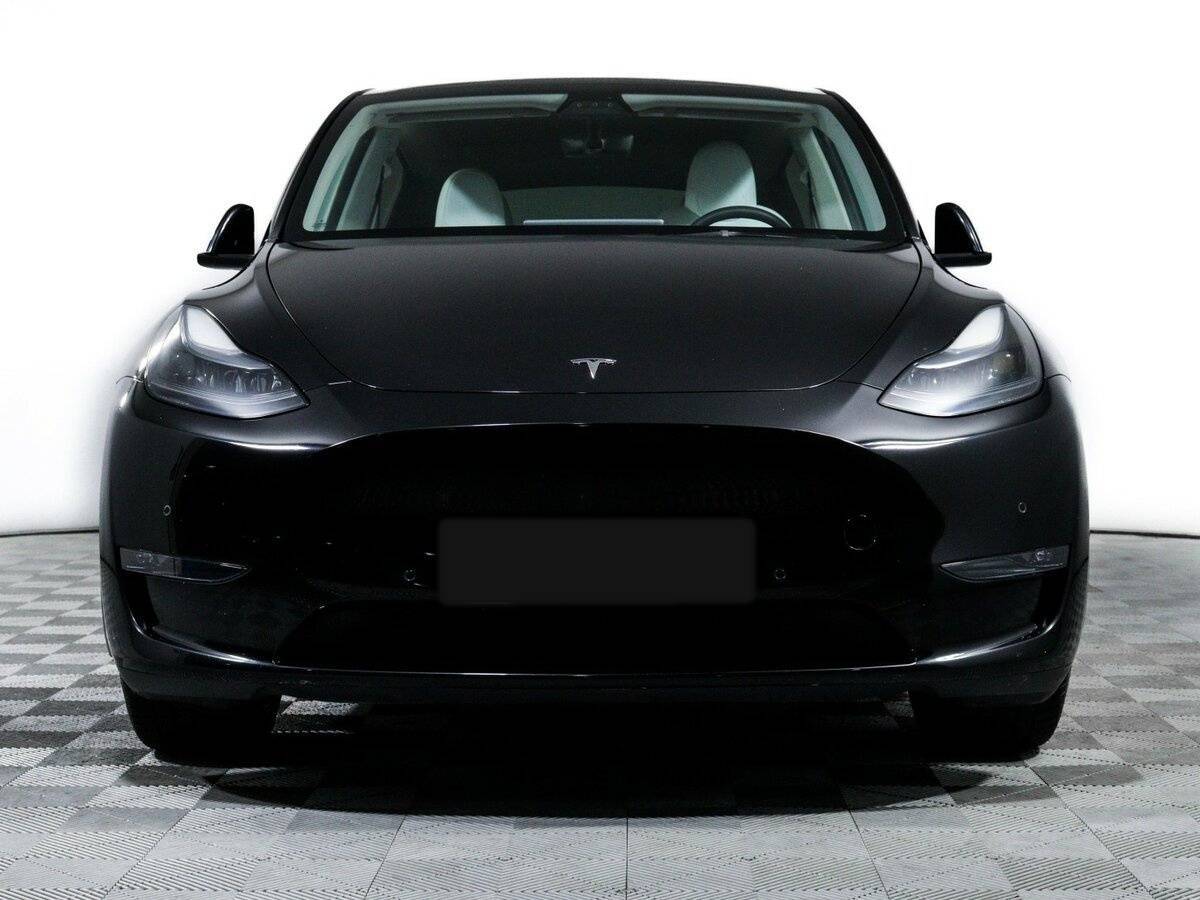 Tesla Model Y с пробегом — 2022 год. Фото: #1