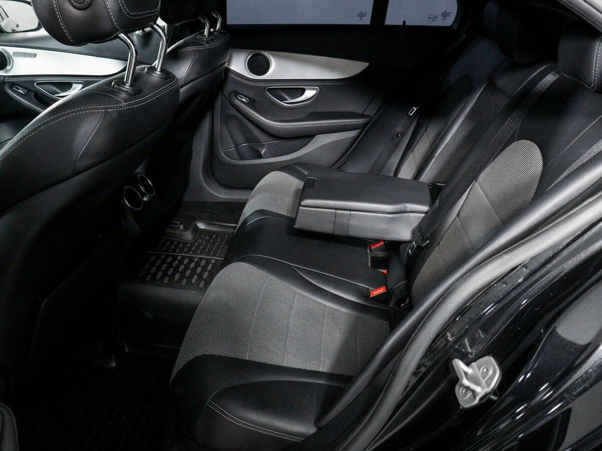 Mercedes-Benz C-Класс с пробегом — 2015 год. Фото: #9