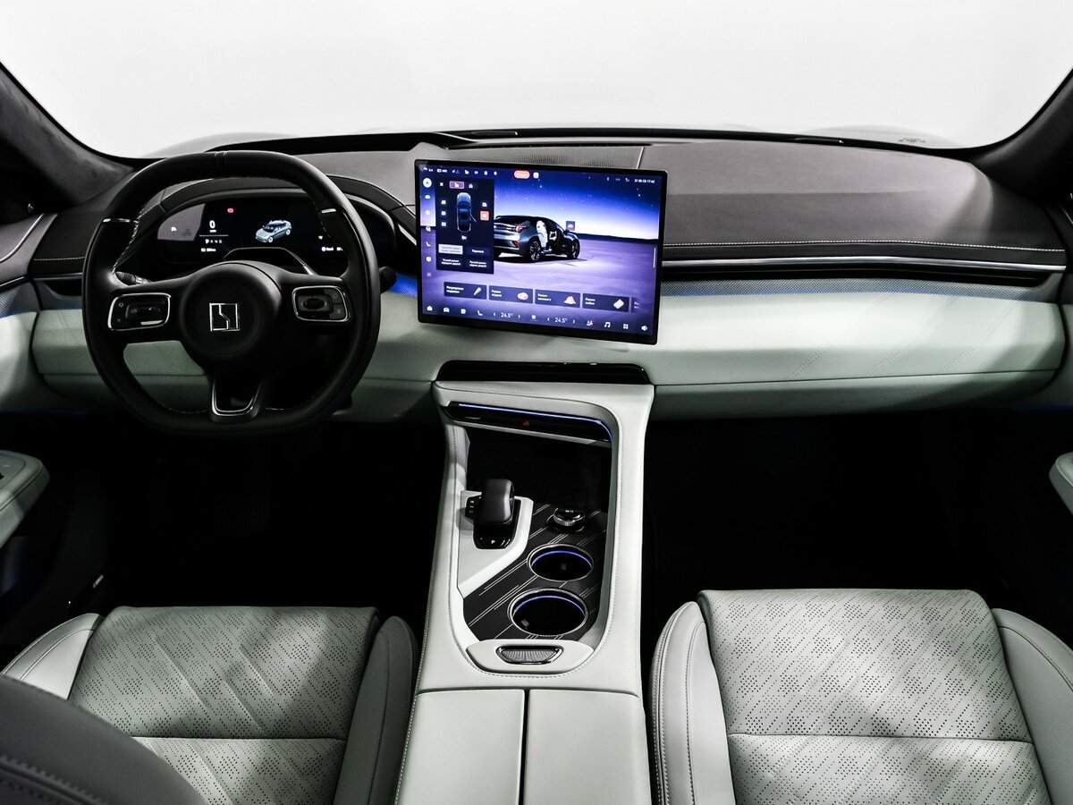 Zeekr 001 с пробегом — 2024 год. Фото: #10