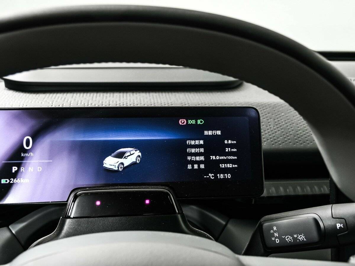 Zeekr X с пробегом — 2023 год. Фото: #9