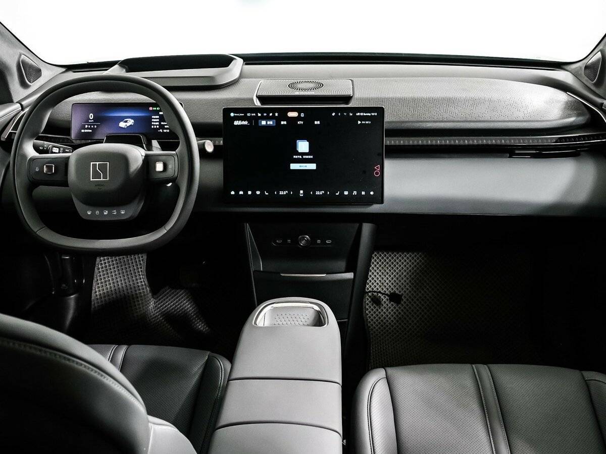 Zeekr X с пробегом — 2023 год. Фото: #10