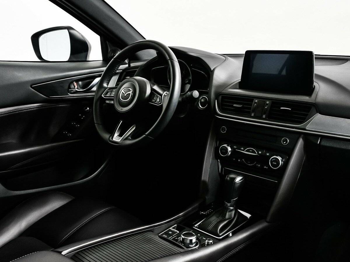 Mazda CX-4 с пробегом — 2022 год. Фото: #8