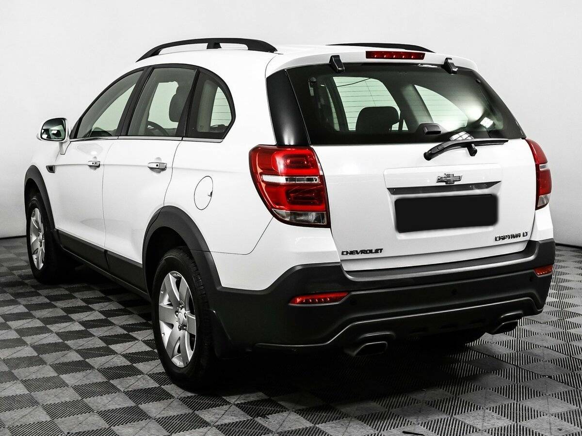 Chevrolet Captiva с пробегом — 2014 год. Фото: #6