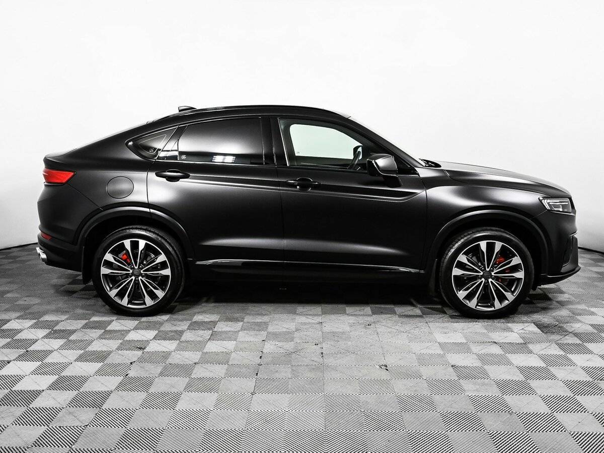 Geely Tugella с пробегом — 2024 год. Фото: #3