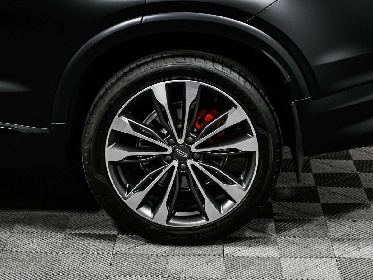 Geely Tugella с пробегом — 2024 год. Фото: #13