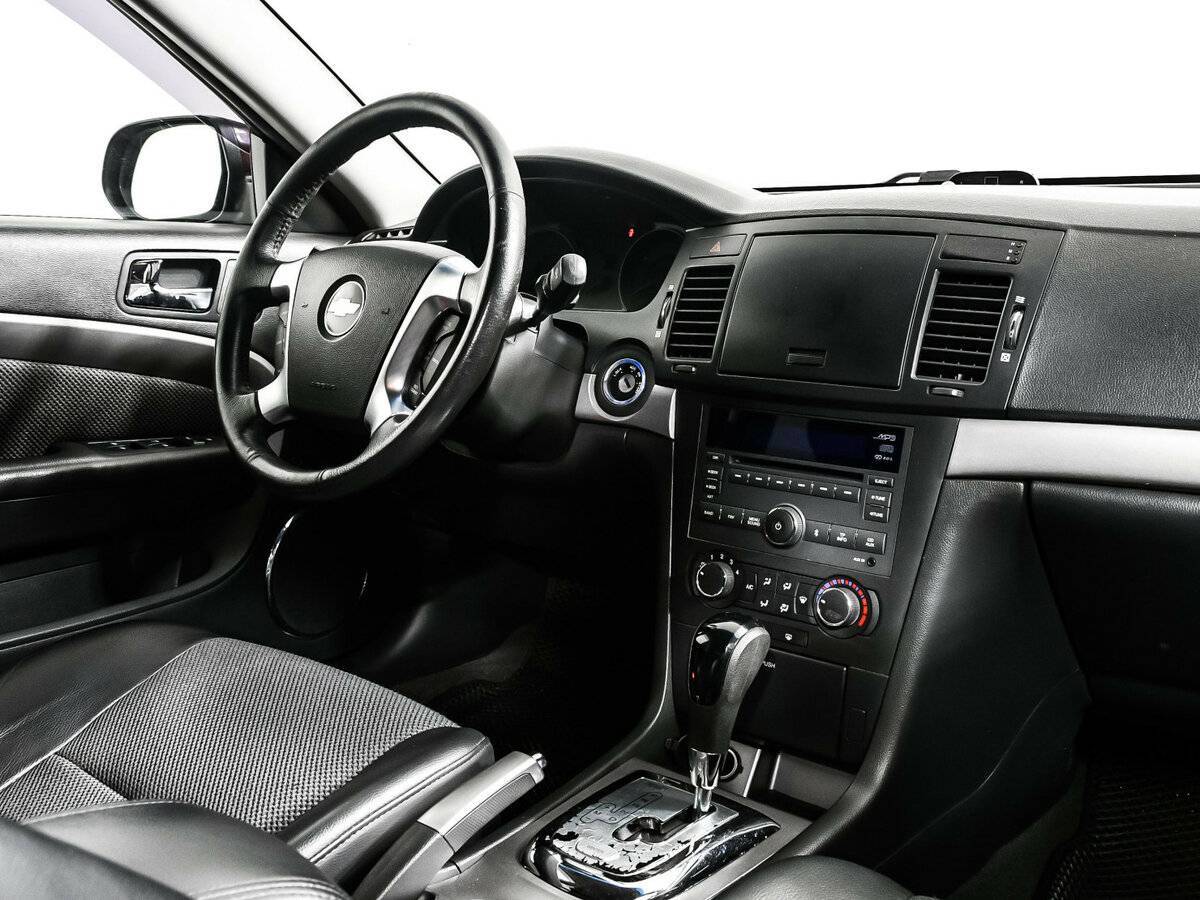 Chevrolet Epica с пробегом — 2011 год. Фото: #8