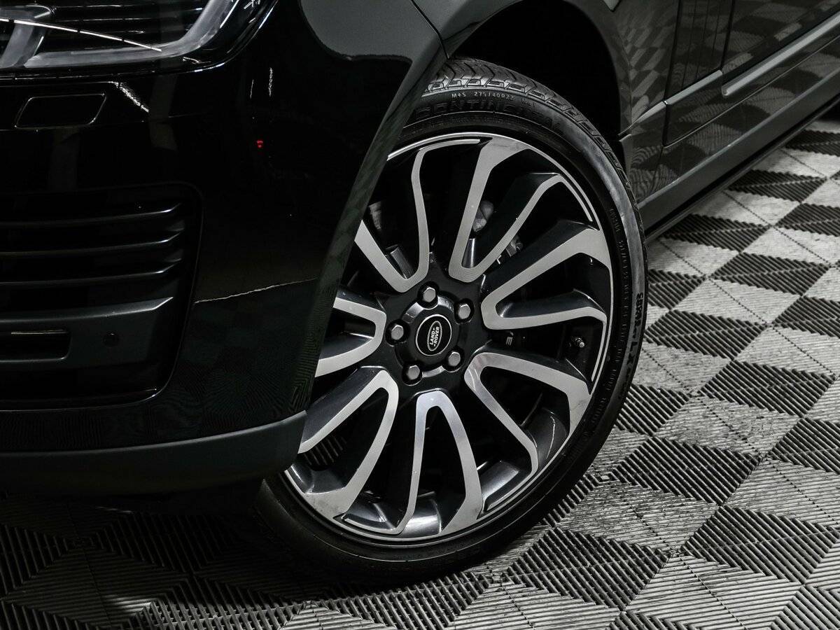 Land Rover Range Rover с пробегом — 2018 год. Фото: #12