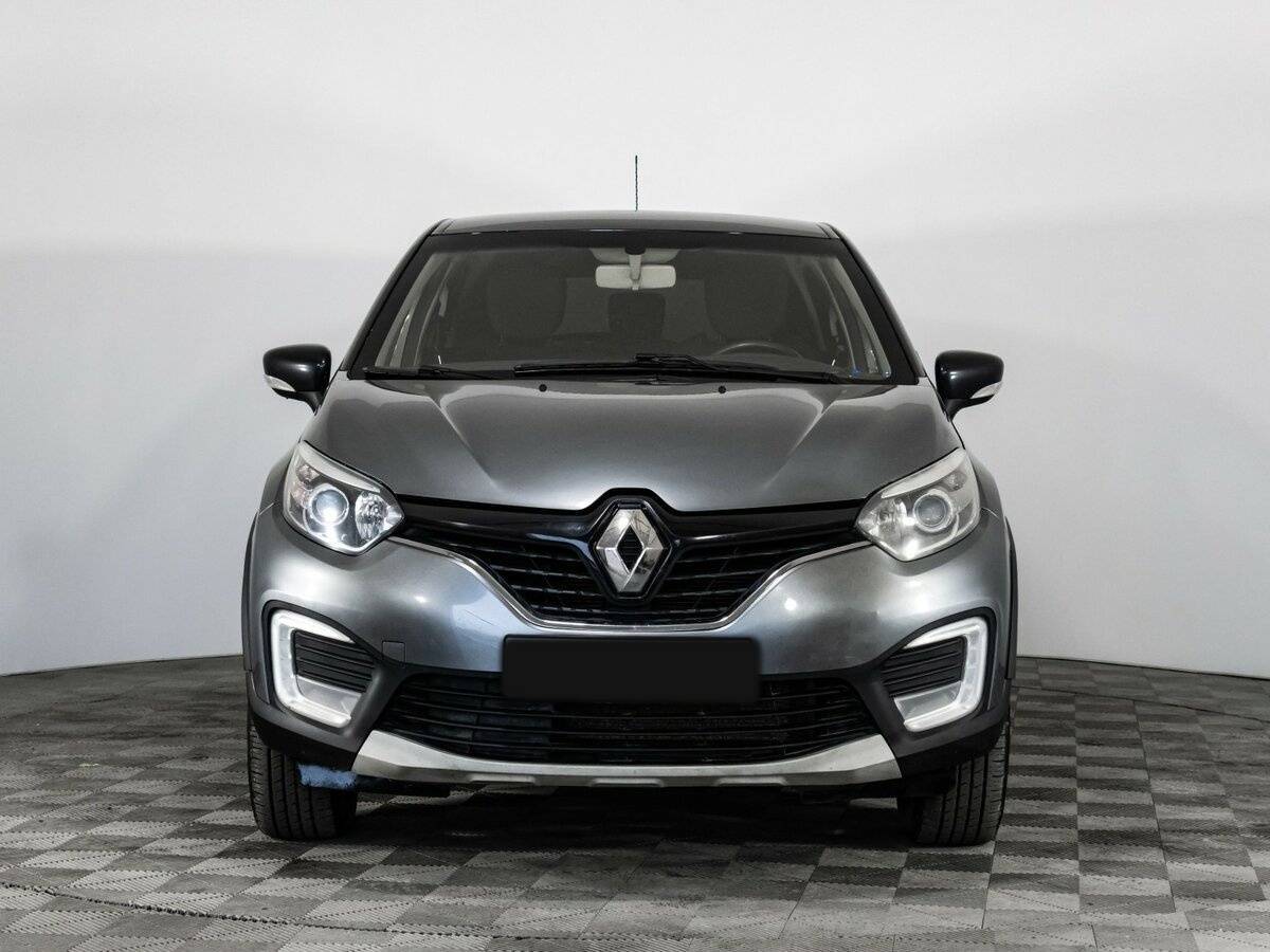 Renault Kaptur с пробегом — 2017 год. Фото: #1