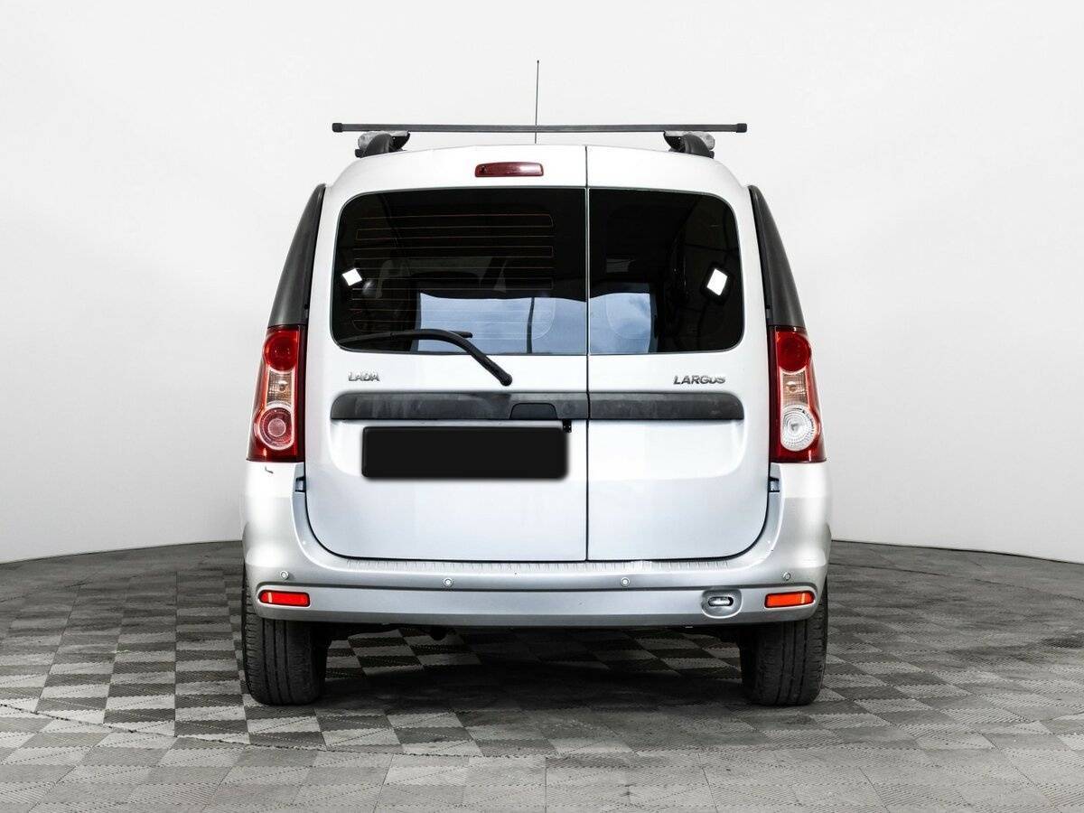 Lada (ВАЗ) Largus с пробегом — 2014 год. Фото: #4