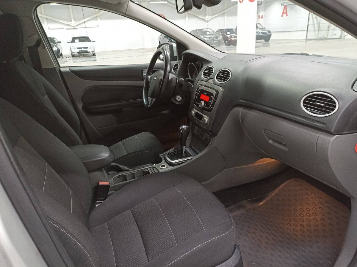 Ford Focus с пробегом — 2011 год. Фото: #10