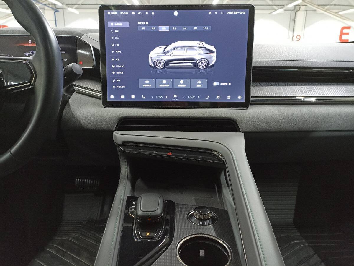 Zeekr 001 с пробегом — 2023 год. Фото: #14