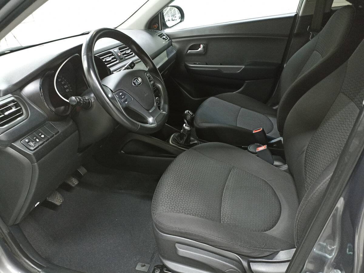 Kia Rio с пробегом — 2016 год. Фото: #14
