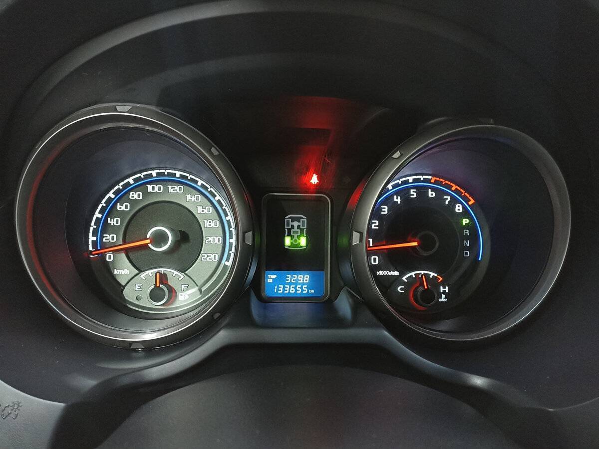 Mitsubishi Pajero с пробегом — 2011 год. Фото: #12