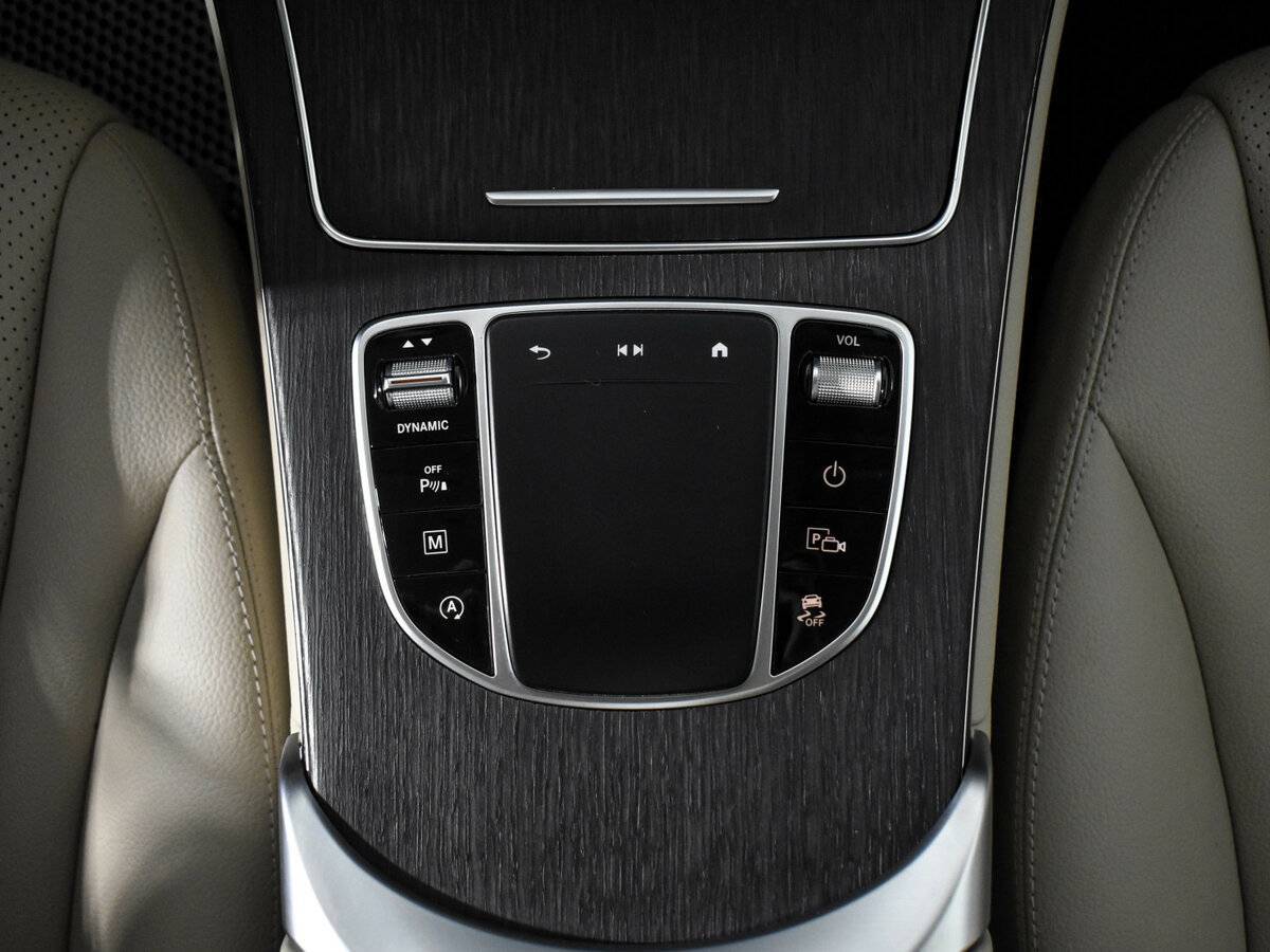 Mercedes-Benz GLC с пробегом — 2021 год. Фото: #14