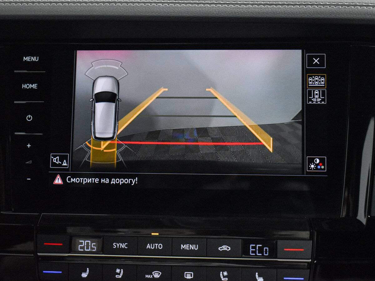 Volkswagen Touareg с пробегом — 2019 год. Фото: #18