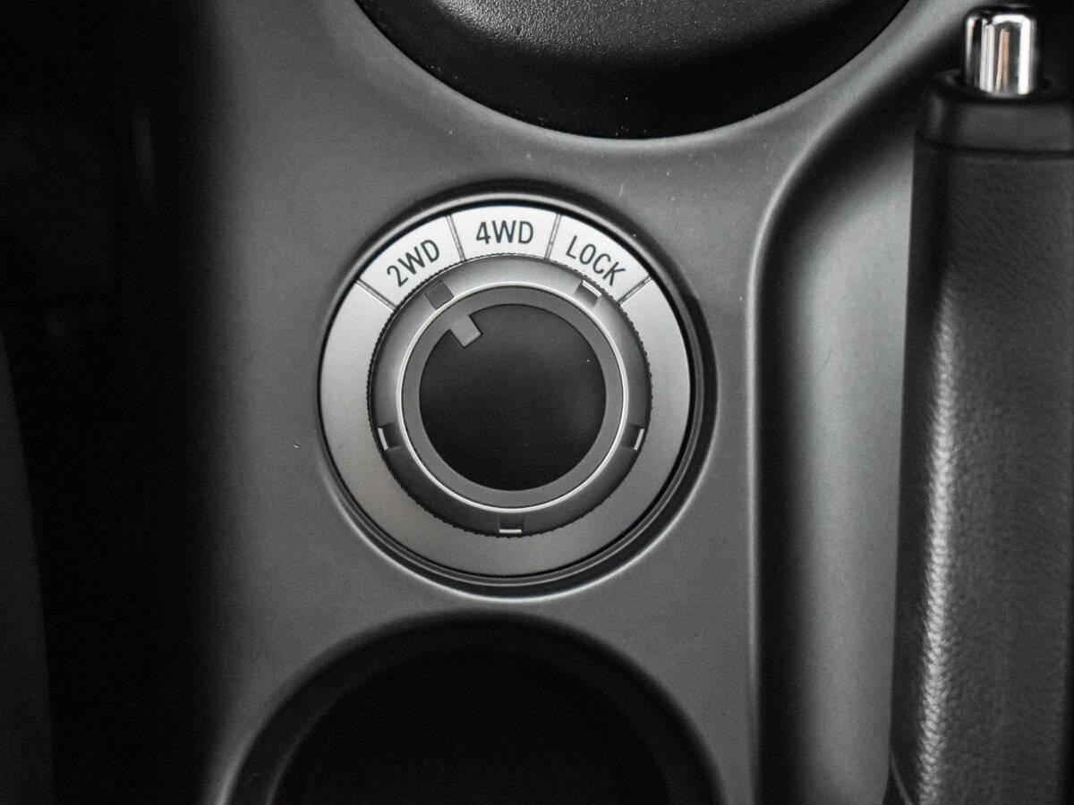 Mitsubishi Outlander с пробегом — 2011 год. Фото: #8