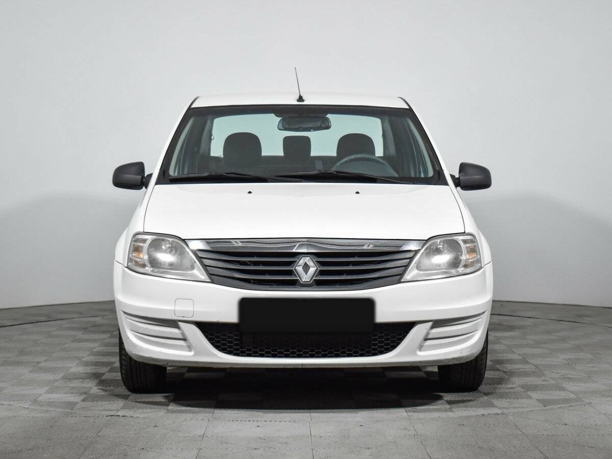 Renault Logan с пробегом — 2011 год. Фото: #1