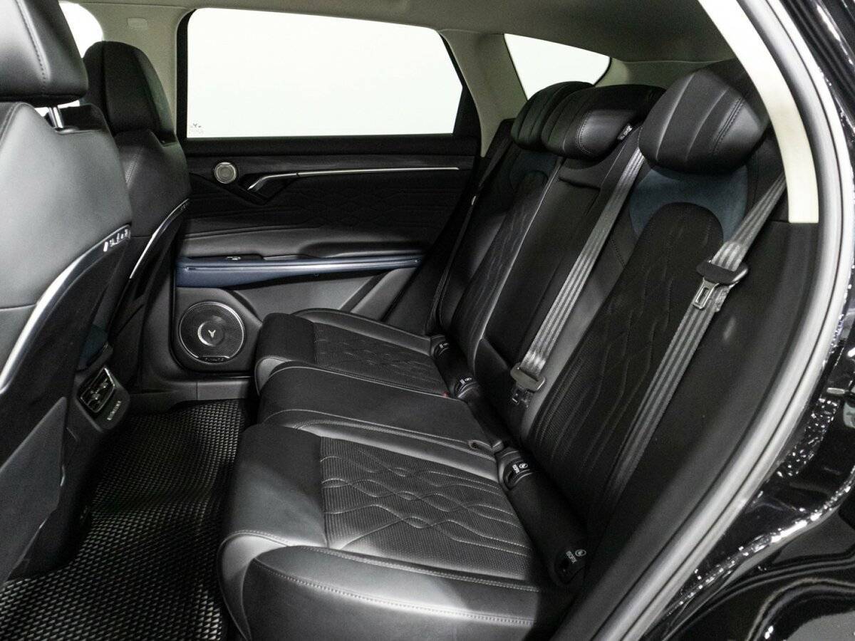 Voyah Free с пробегом — 2022 год. Фото: #9