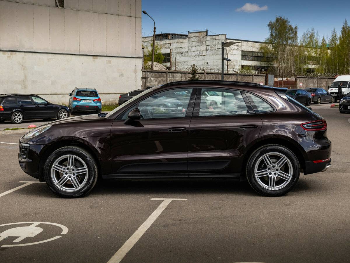 Porsche Macan с пробегом — 2018 год. Фото: #9