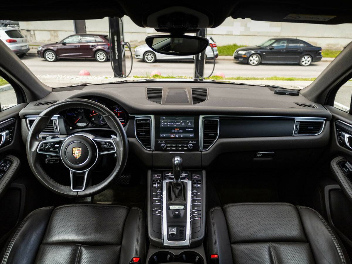 Porsche Macan с пробегом — 2018 год. Фото: #17