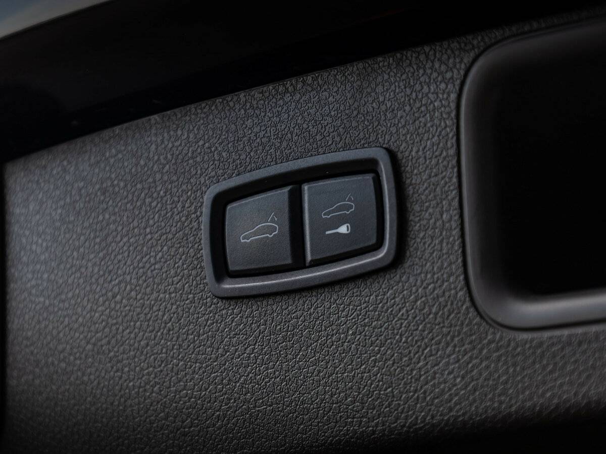 Porsche Macan с пробегом — 2018 год. Фото: #24