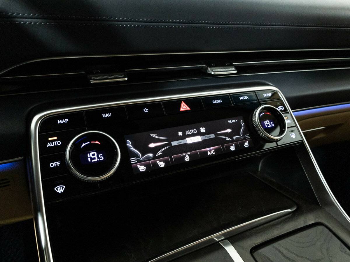 Genesis GV80 с пробегом — 2022 год. Фото: #25