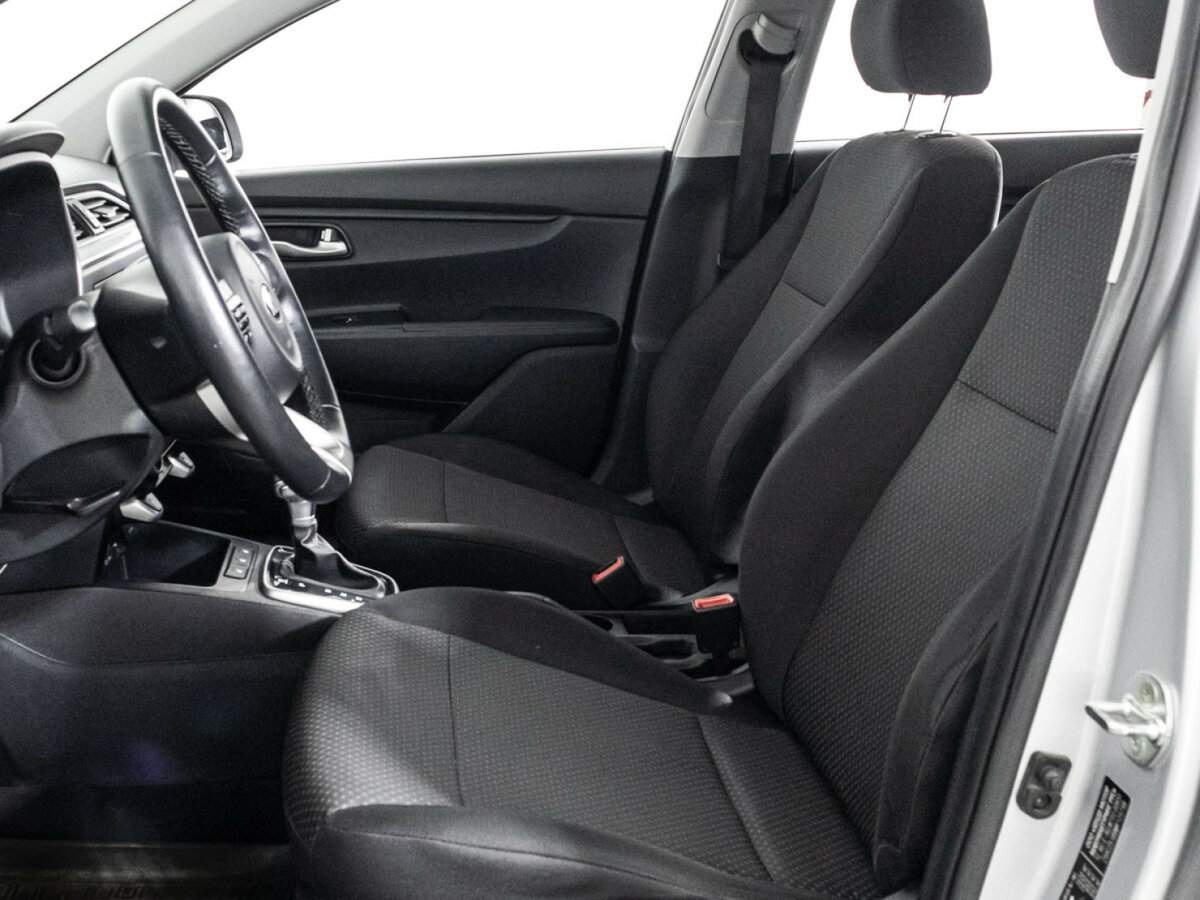 Kia Rio с пробегом — 2020 год. Фото: #15
