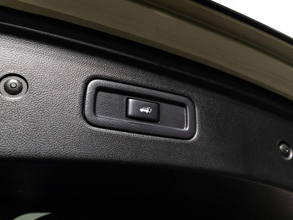 Infiniti QX70 с пробегом — 2016 год. Фото: #14