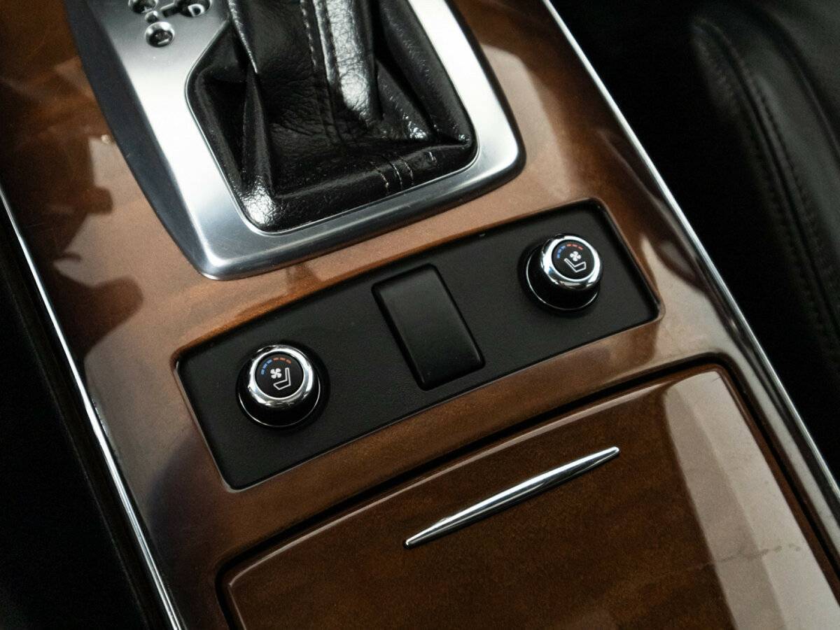 Infiniti QX70 с пробегом — 2016 год. Фото: #24