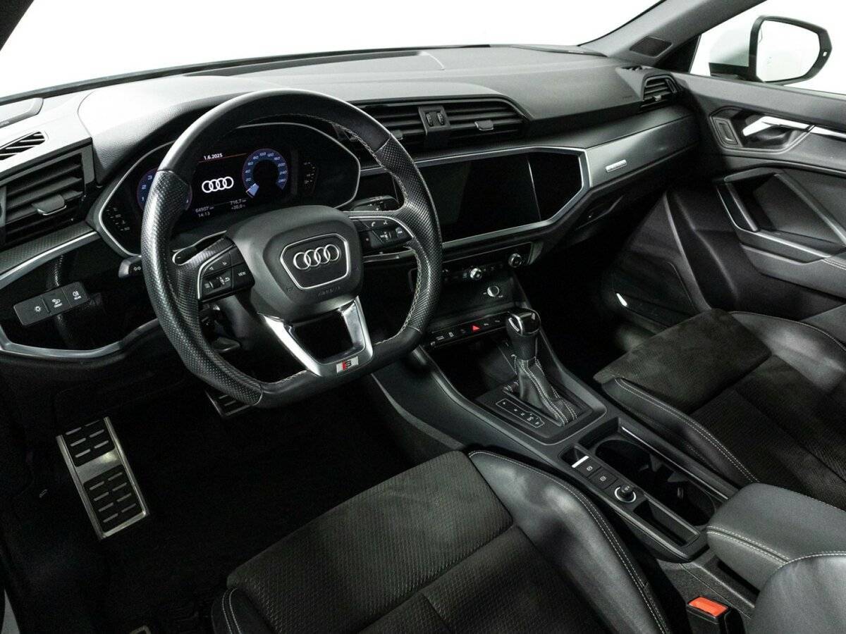 Audi Q3 Sportback с пробегом — 2020 год. Фото: #10