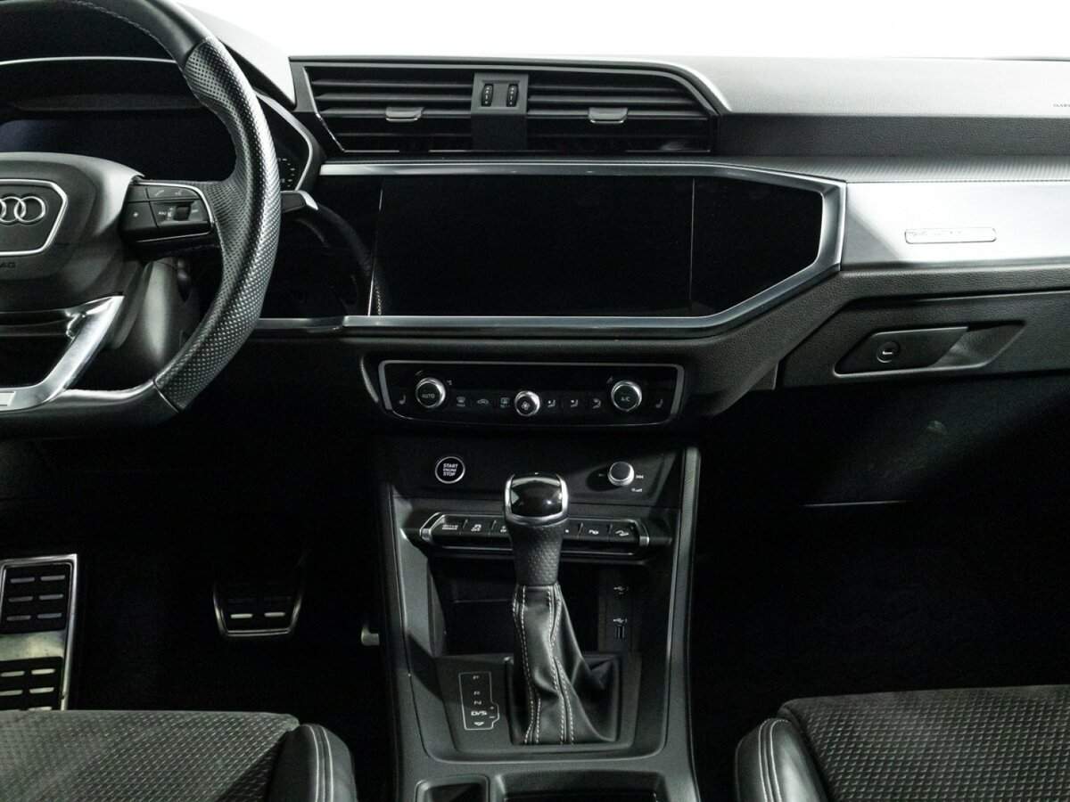 Audi Q3 Sportback с пробегом — 2020 год. Фото: #13