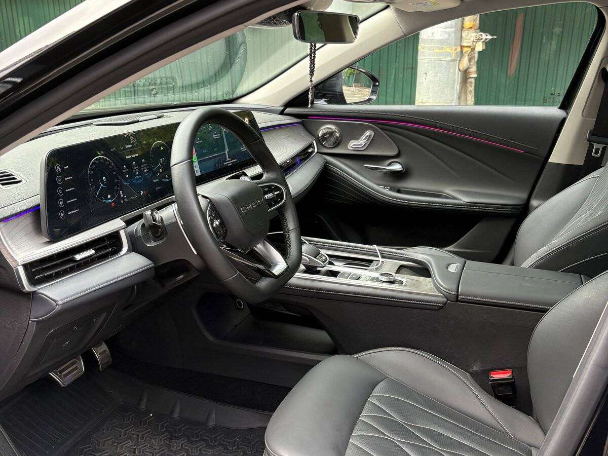 Chery Arrizo 8 с пробегом — 2024 год. Фото: #7