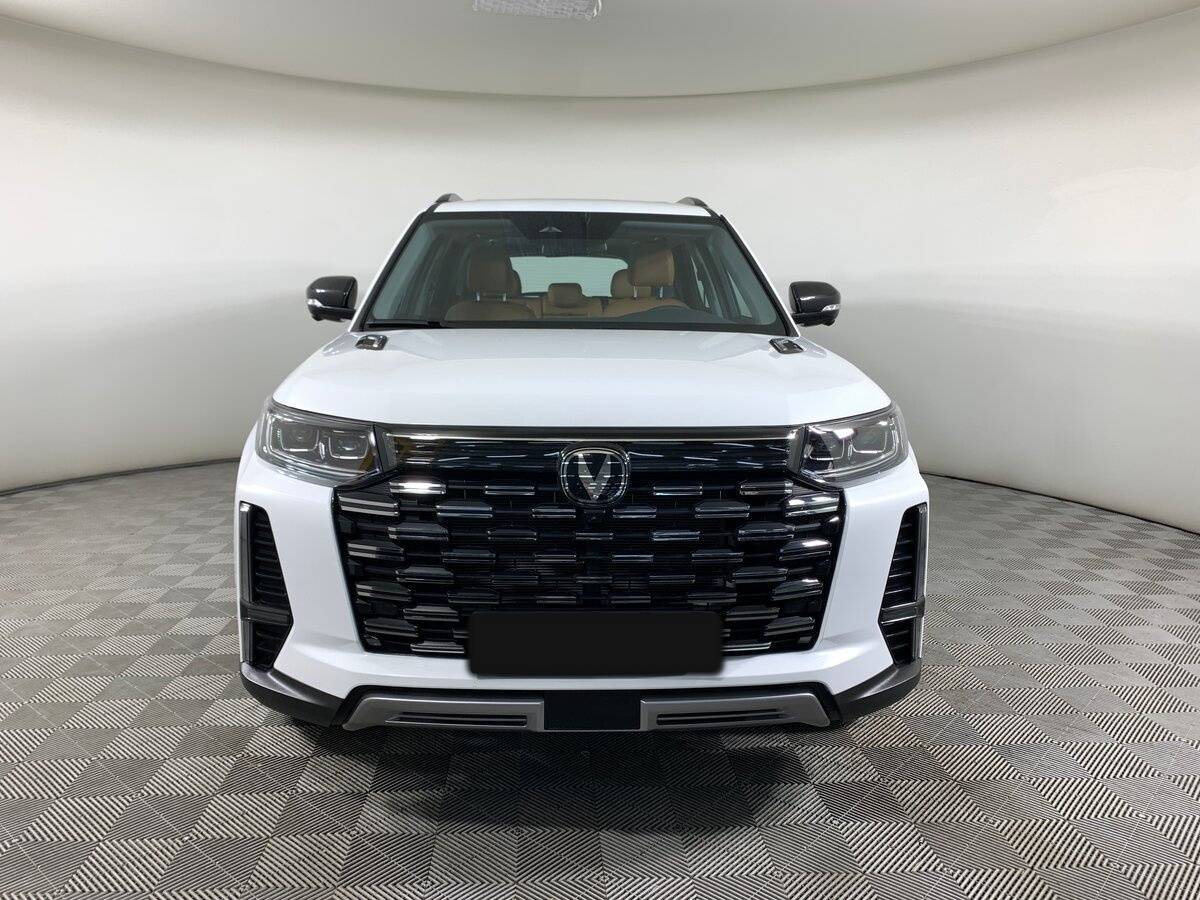 Changan CS95 с пробегом — 2023 год. Фото: #1