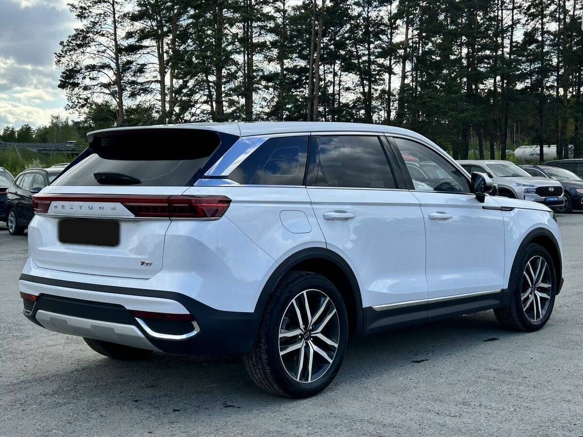 FAW Bestune T99 с пробегом — 2022 год. Фото: #5