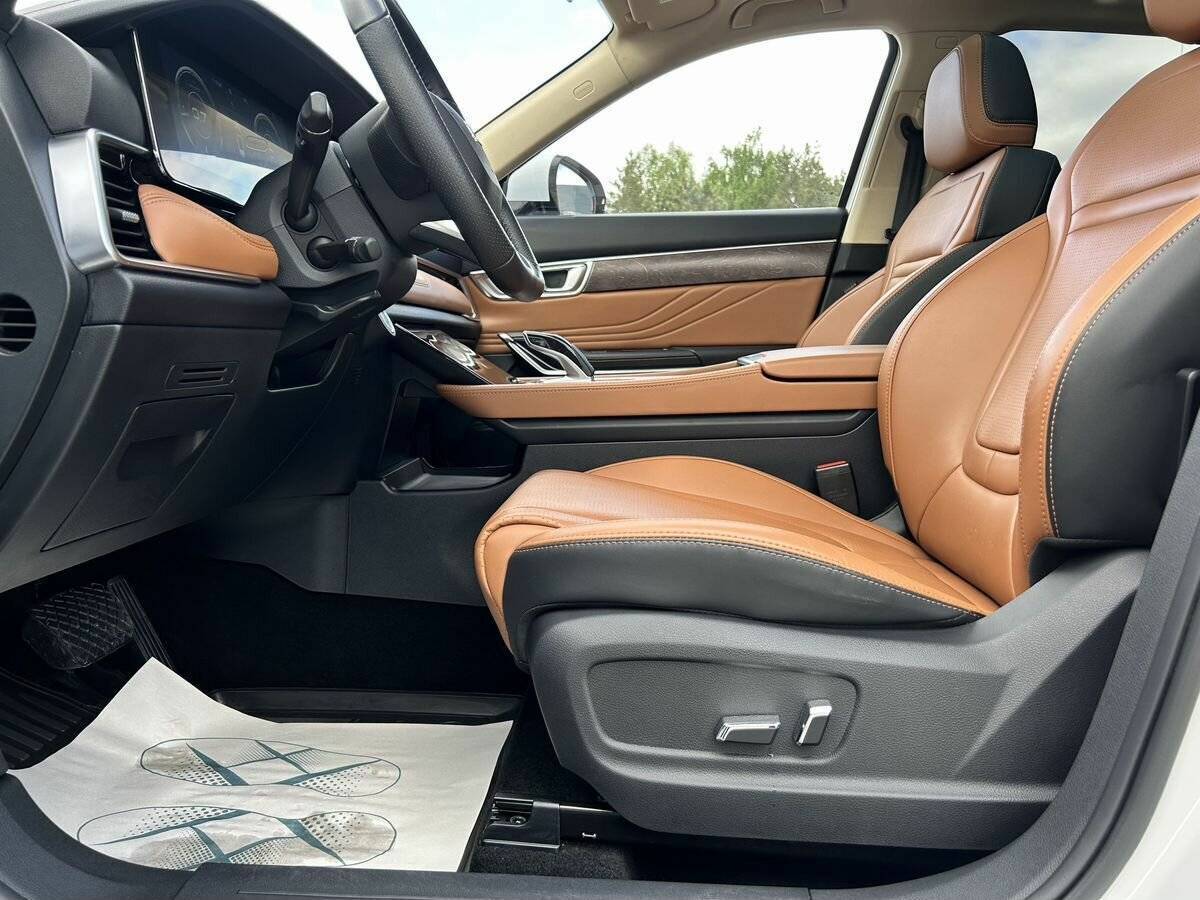 FAW Bestune T99 с пробегом — 2022 год. Фото: #12