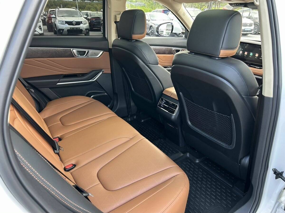 FAW Bestune T99 с пробегом — 2022 год. Фото: #24