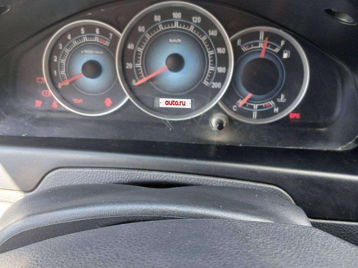 FAW V5 с пробегом — 2013 год. Фото: #7