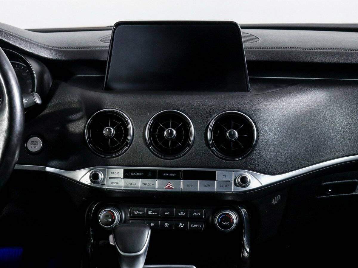 Kia Stinger с пробегом — 2019 год. Фото: #8