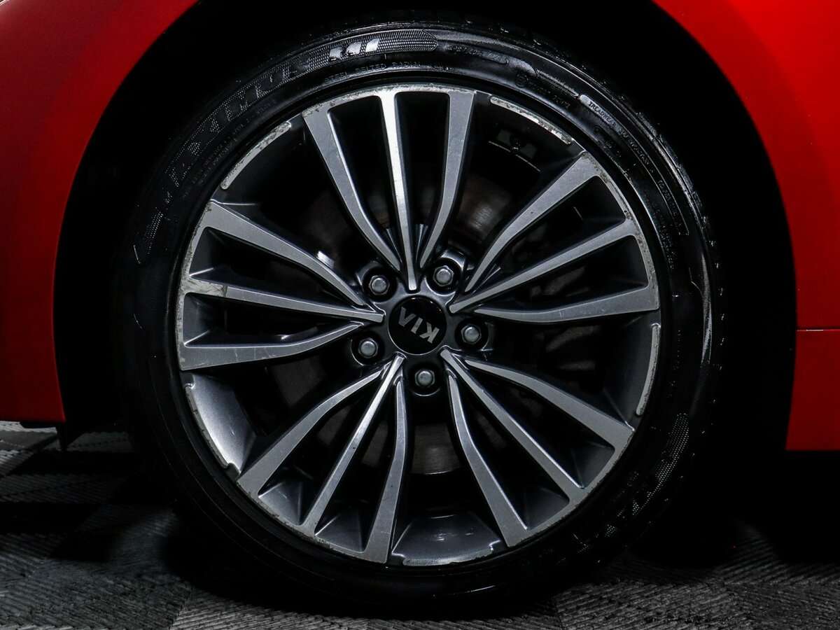 Kia Stinger с пробегом — 2019 год. Фото: #10