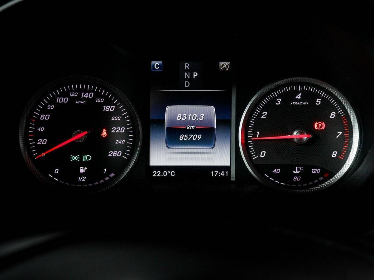 Mercedes-Benz GLC с пробегом — 2017 год. Фото: #10