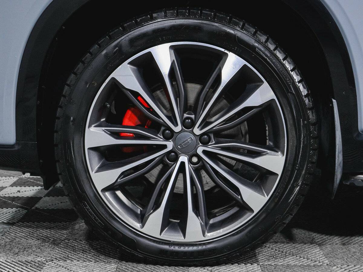 Geely Tugella с пробегом — 2023 год. Фото: #12